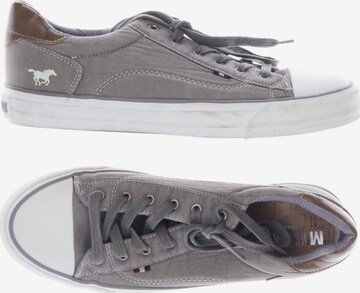 MUSTANG Sneakers & Trainers in 40 in Grey: front