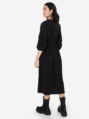 Robe JUST FEMALE en noir