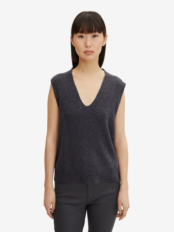 TOM TAILOR Sweater in Black: front