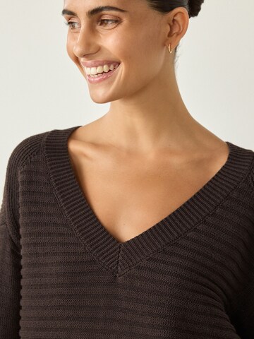 Next Sweater in Brown