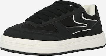 BershkaNiske tenisice - crna boja: prednji dio