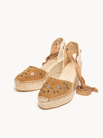 Sandalo 'Alpargata Cuña 8 cm' di Alhamas in beige