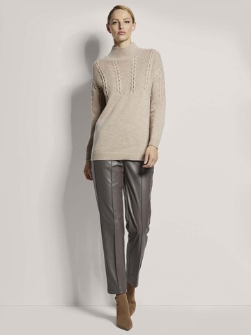 MADELEINE Sweater in Brown