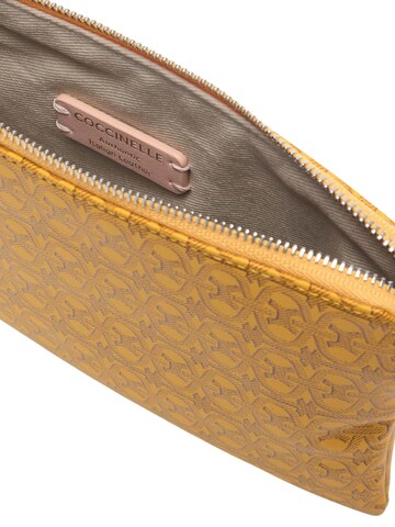 Pochette 'COCCINELLE ALIAS' di Coccinelle in giallo