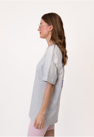 OH APRIL T-Shirt 'Everywhere' in Grau