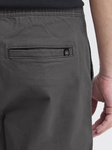 !Solid - regular Pantalón chino 'HENK' en gris