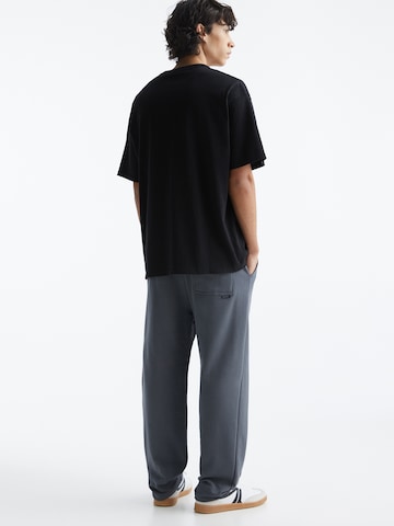 Loosefit Pantaloni di Pull&Bear in grigio