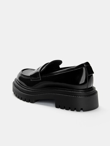 Pull&Bear Slipper – černá