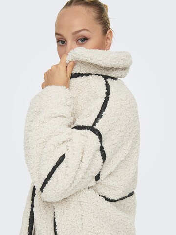 ONLY Winterjacke in Weiß