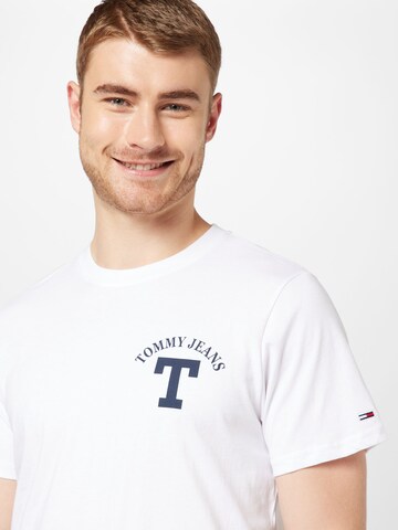 Tommy Jeans Тениска 'LETTERMAN' в бяло
