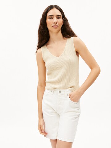ARMEDANGELS Top 'Caaro Lino' in Beige: front