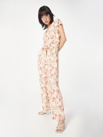 b.young - Jumpsuit 'JOELLA' en beige