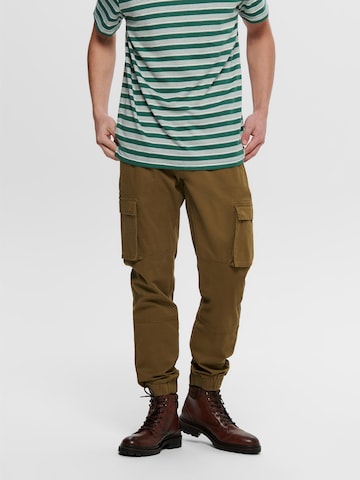 Only & Sons Tapered Cargo Pants 'Cam Stage' in Brown: front