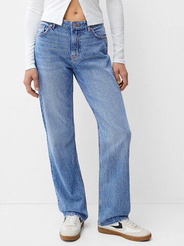 regular Jeans di Bershka in blu: frontale