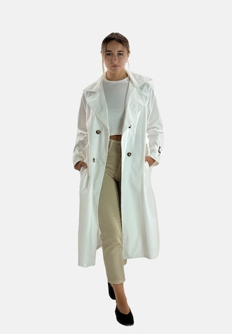 Manteau mi-saison Elara en blanc