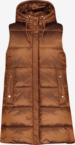 Betty Barclay Vest in Brown: front