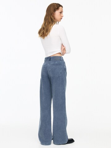 Wide leg Pantaloni di Pull&Bear in blu