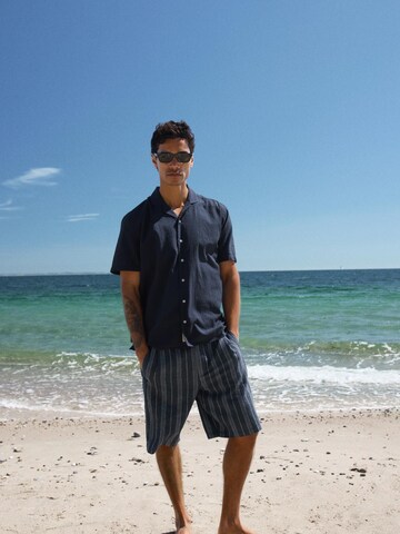 BLEND Comfort Fit Kurzarmhemd ' BHAvan ' in Blau