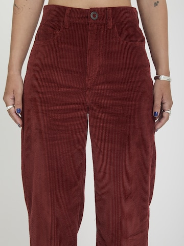 Volcom Loosefit Broek 'Weellow II' in Rood