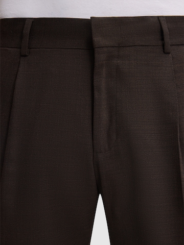 STRELLSON Slim fit Trousers with creases 'Luis ' in Brown