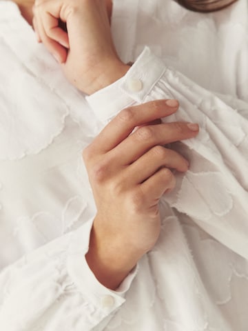 TATUUM Блузка в Белый