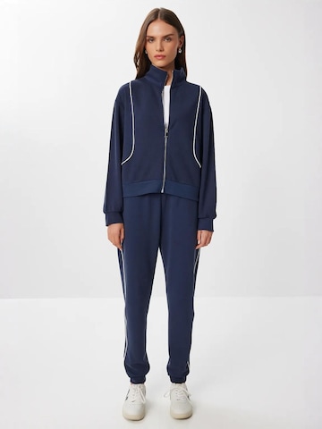 Survêtement Hiccup en bleu : devant