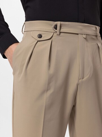 Antioch Tapered Pleat-front trousers in Beige