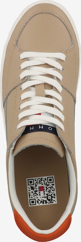 Tommy Jeans Sneakers in Beige