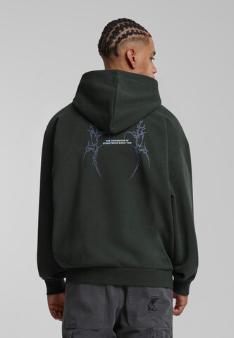 Karl Kani Sweatvest in Grijs: voorkant