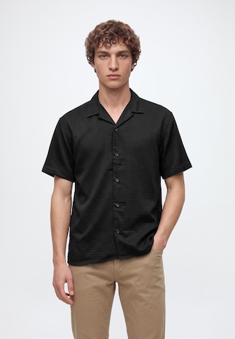 juoda JACK & JONES Standartinis modelis Marškiniai 'JCOFUSION': priekis