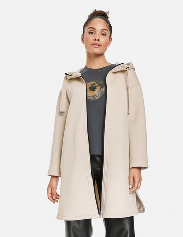 GERRY WEBER Between-Seasons Coat in Beige: front