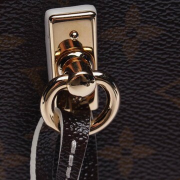 Louis Vuitton Clutch One Size in Braun