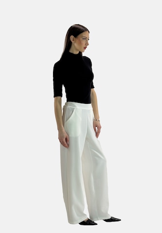 Elara Wide Leg Hose in Weiß