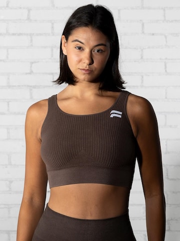 Fortex Fitness - Baja sujeción Sujetador deportivo 'Seamless Essential' en marrón