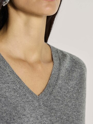 Pull-over MADELEINE en gris