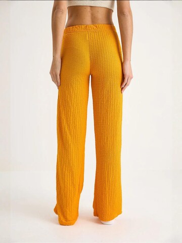 Wide Leg Pantalon Bianco Lucci en jaune