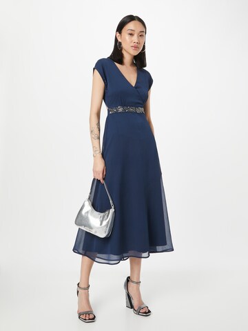 Robe 'Lilli' ABOUT YOU en bleu