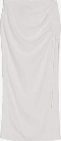 Bershka Skirt in White: front