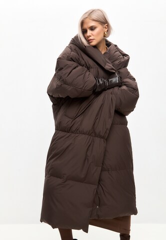 Manteau d’hiver CESARE GASPARI en marron