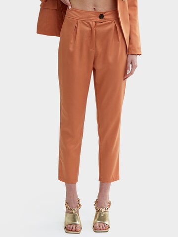 Influencer Tapered Trousers in Orange: front