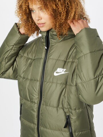 Nike Sportswear Winter Coat in Green