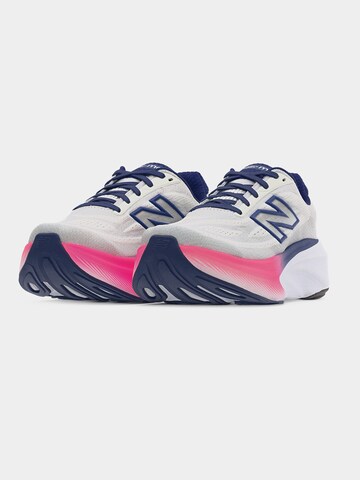 new balance - Zapatillas de running 'More' en blanco