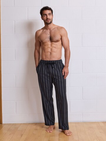 Pantaloncini da pigiama di Next in nero