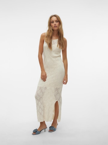 VERO MODA Strickkleid 'Riviera' in Beige