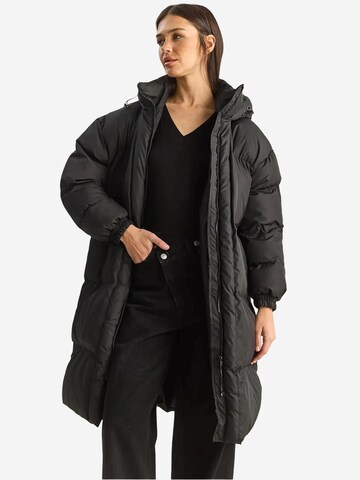 Cappotto di mezza stagione di Bianco Lucci in nero