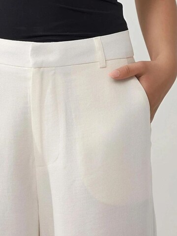 Hiccup Wide leg Trousers in White