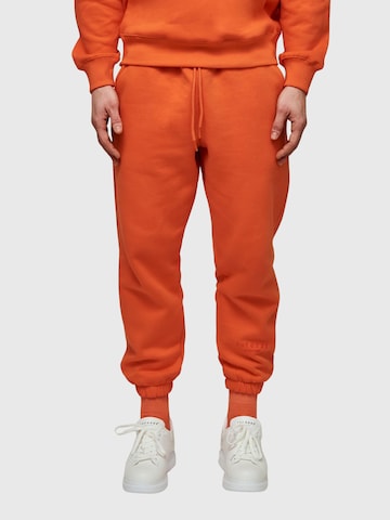 THE ODDS Regular Jogginghose 'Lounge Pants/ alphabet' in Orange: Vorderseite