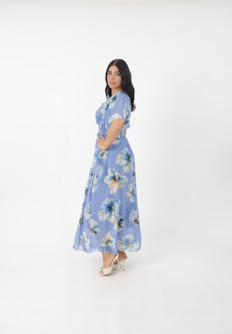 Abito estivo di Elara in blu