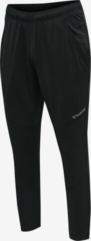 Hummel Regular Workout Pants in Black