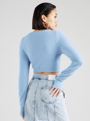 Pull-over 'Arlene' Hoermanseder x About You en bleu